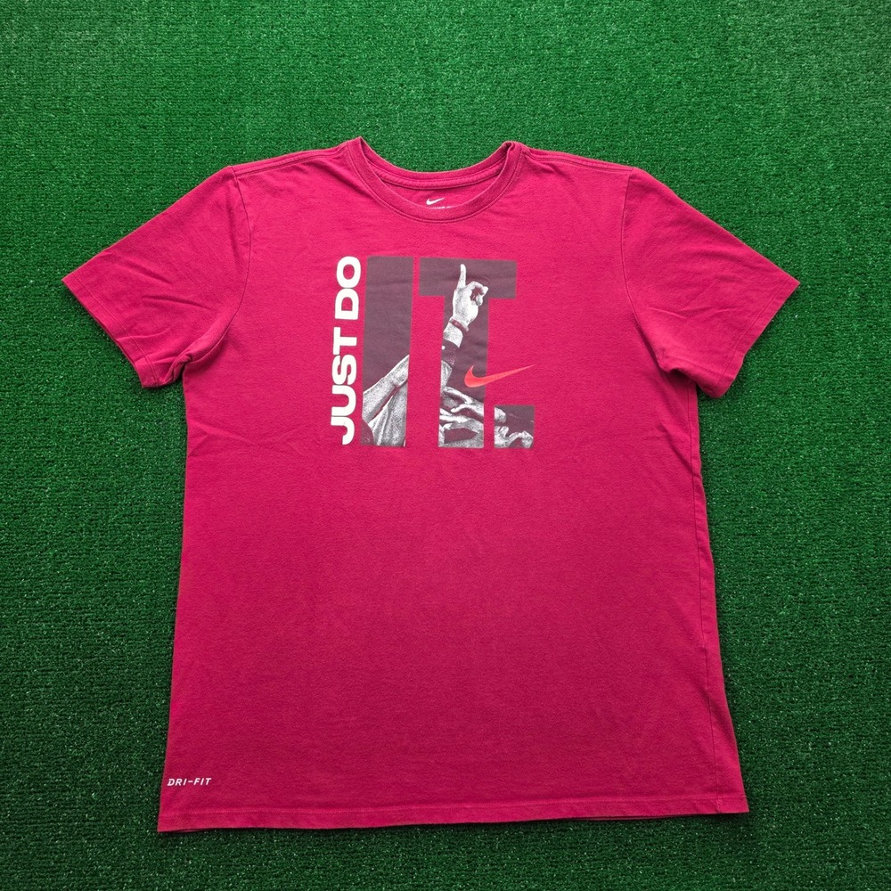 Nike Dri-FIT Tshirt Mens Large Berry Red Just Do It Graphic Athletic Tee